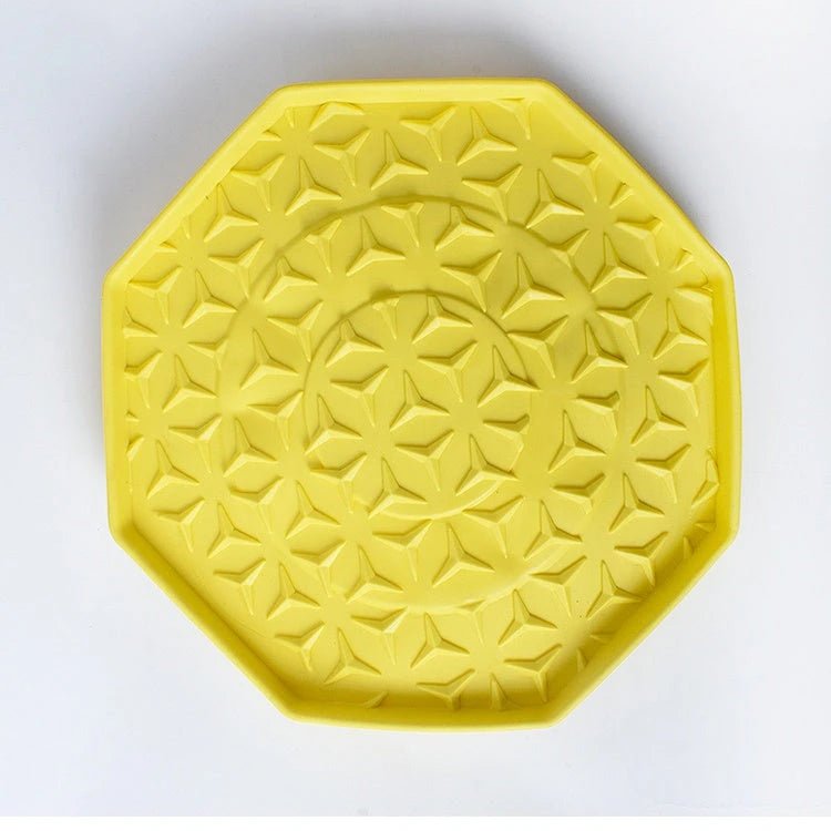 The Calm Mat — Suction Lick Mat for Dogs & Cats